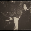 Wendigo - Shannon Wilkinson am Klavier